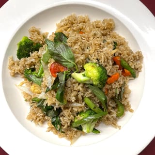 D48 BASIL FRIED RICE